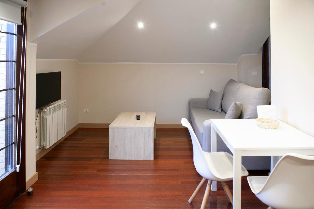 Apartamentos La Canal Soto de la Marina Εξωτερικό φωτογραφία