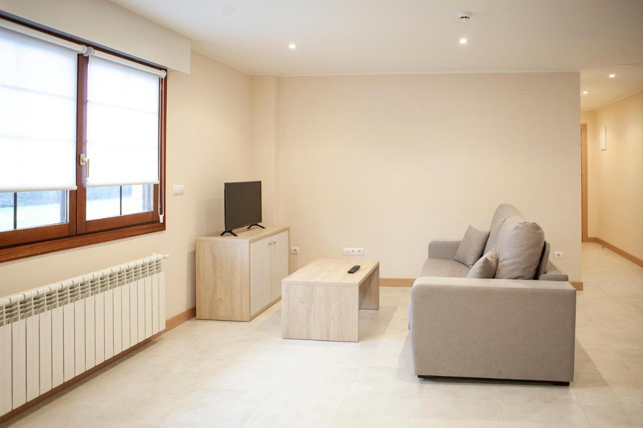 Apartamentos La Canal Soto de la Marina Εξωτερικό φωτογραφία
