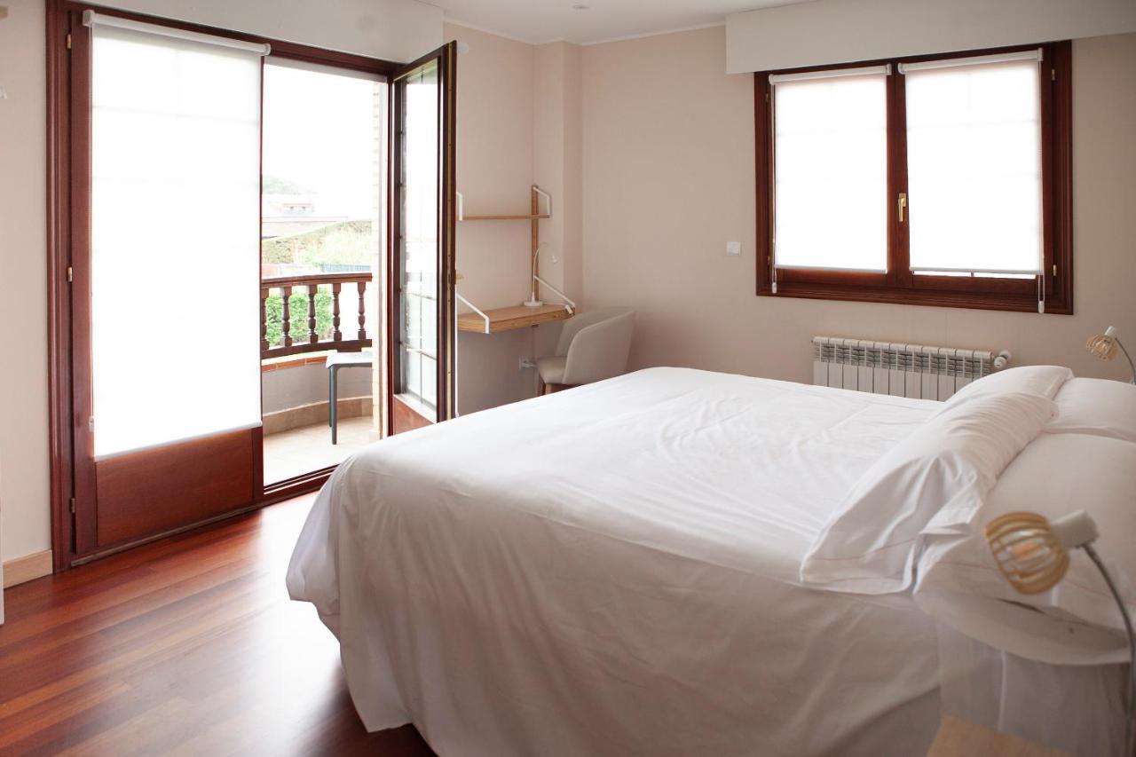 Apartamentos La Canal Soto de la Marina Εξωτερικό φωτογραφία